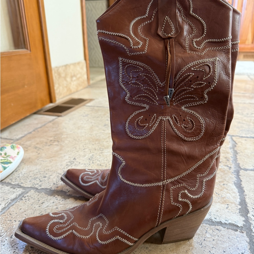 Pinko Made In Italy Cowboy Boots | Size 9